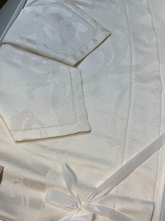 Скатерть круглая с салфетками Gamba 9895 Д.220