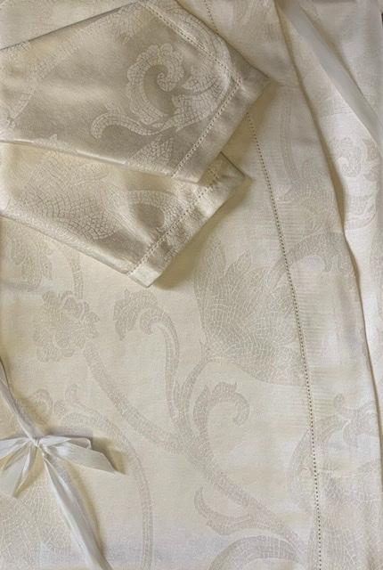 Скатерть круглая с салфетками Gamba 9895 Д.220