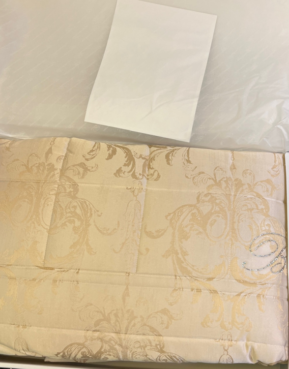 Покрывало Blumarine REGALE 270х270 avorio