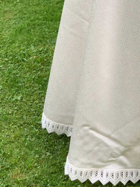 Скатерть круглая с салфетками Gamba 9884СК Д.220х8