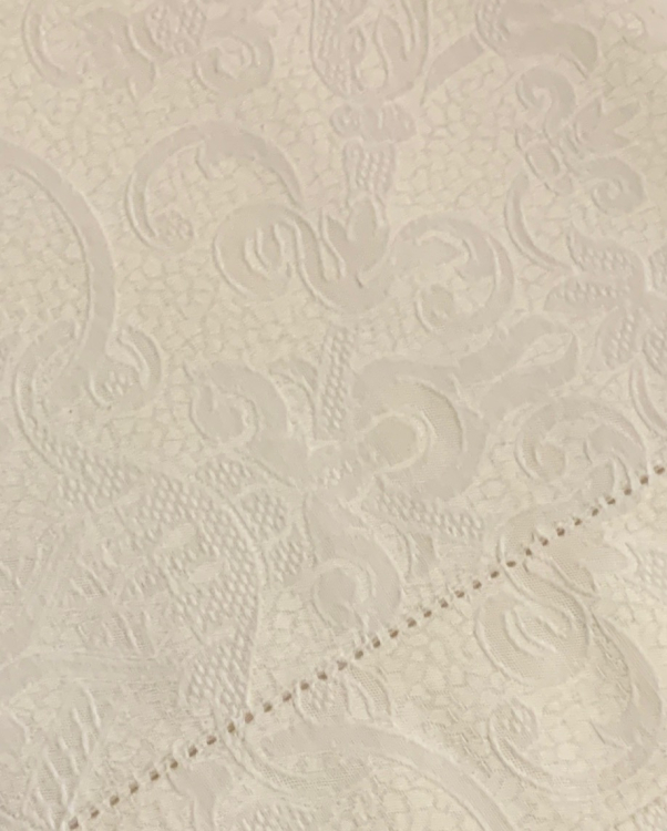 Скатерть с салфетками Gamba 9883 шампань 160х180 +6 салфеток