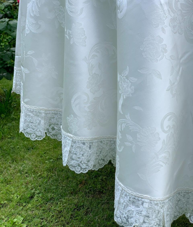 Скатерть круглая Palombella SVEZIA PIZZO-1 D.220x12