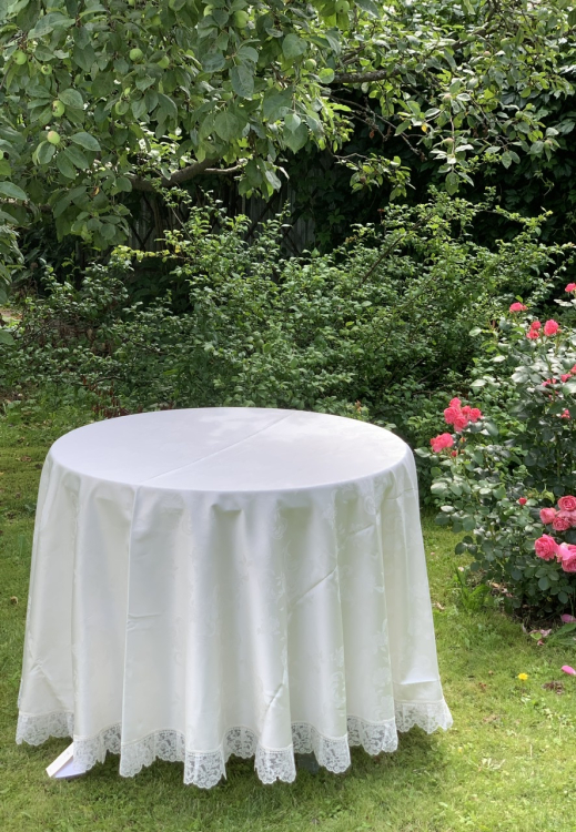 Скатерть круглая Palombella SVEZIA PIZZO-1 D.220x12