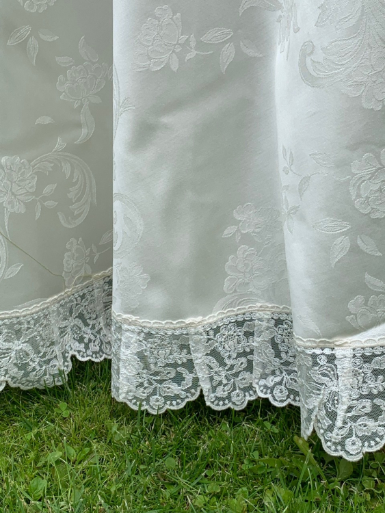 Скатерть круглая Palombella SVEZIA PIZZO-1 D.220x12