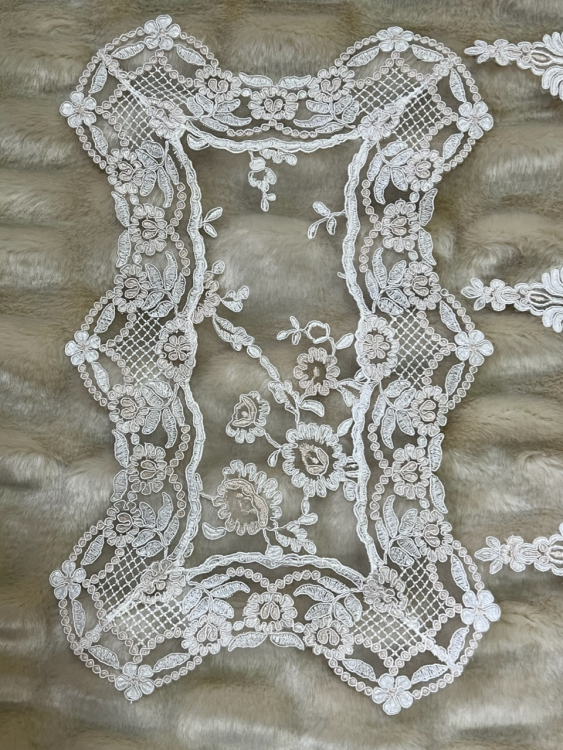 Набор салфеток для сервировки Emozioni ART3599 - 3 шт. Набор салфеток для сервировки Emozioni ART3599 - 3 шт.