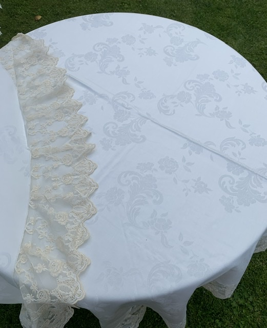 Скатерть круглая Palombella SVEZIA AMANDA D.220x12