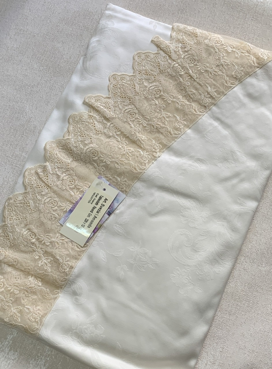 Скатерть круглая Palombella SVEZIA AMANDA D.220x12