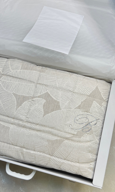 Покрывало Blumarine JENNIFER 270х270 ecru