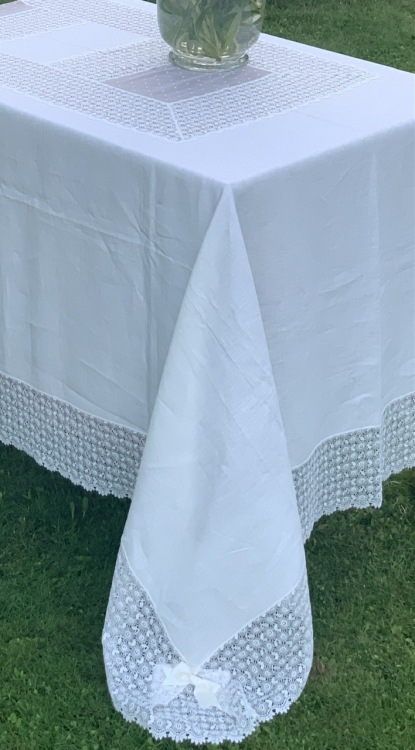 Эксклюзивная скатерть GUINONE 180x300x12