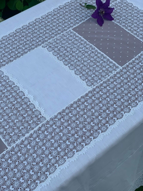 Эксклюзивная скатерть GUINONE 180x300x12