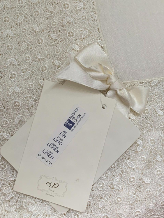 Эксклюзивная скатерть GUINONE 180x300x12