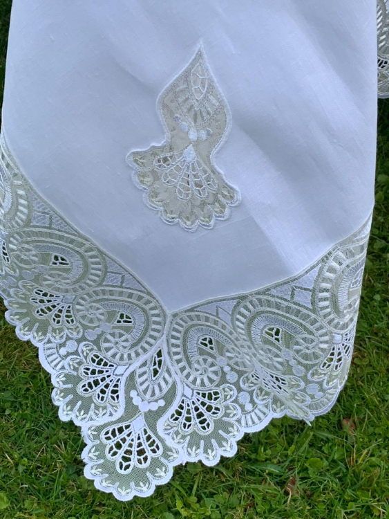 Эксклюзивная скатерть ESMERALDA 180x280x12