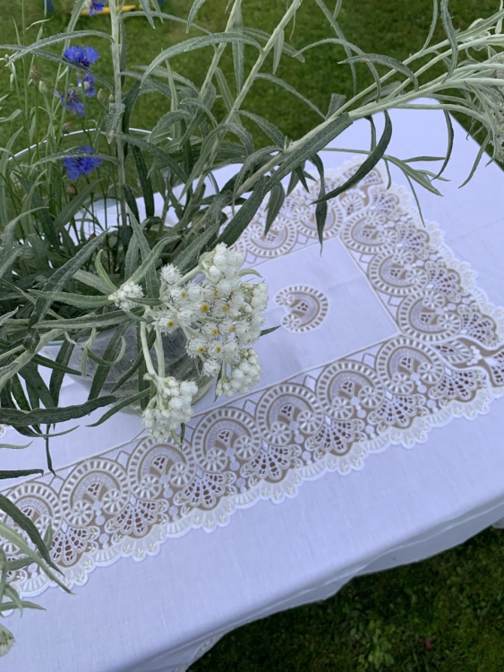 Эксклюзивная скатерть ESMERALDA 180x280x12