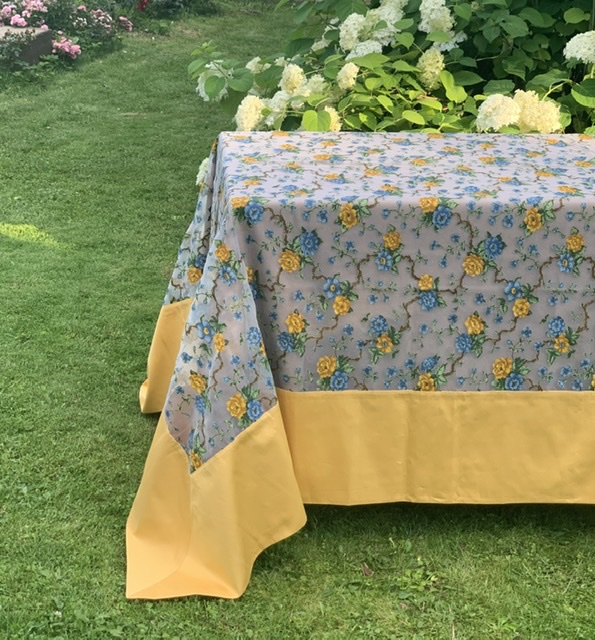 Cкатерть органза Palombella LILLIE 180x270 +12 салфеток Cкатерть органза Palombella LILLIE 180x270 +12 салфеток