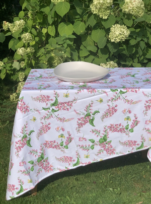 Скатерть AnnaMaria 150х230 GLICINE ROSA