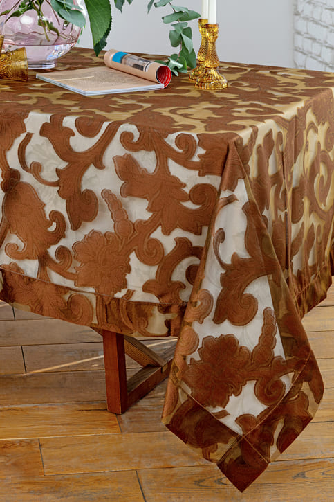 Скатерть Gamba 9901 SOLO 170х290 (органза)