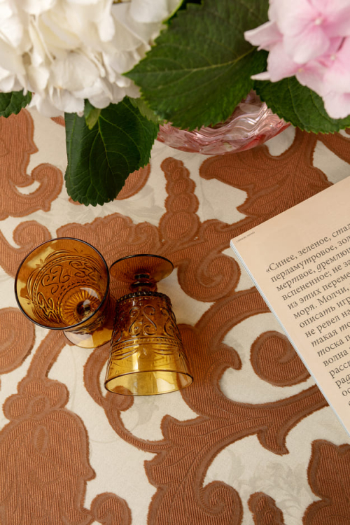 Скатерть Gamba 9901 SOLO 170х290 (органза)