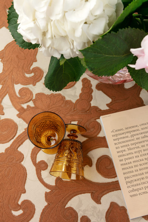 Скатерть Gamba 9901 SOLO 170х290 (органза)