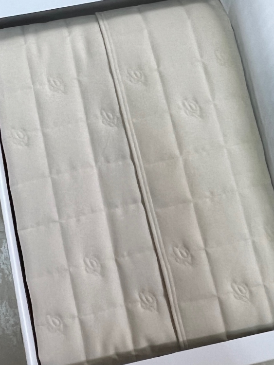 Покрывало Blumarine SUNDAY 270х270 ARENE