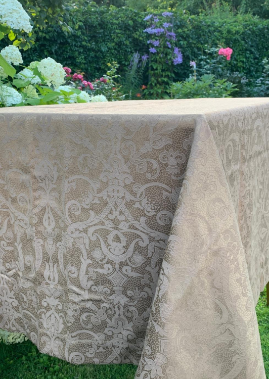 Скатерть с салфетками Gamba 9883 табак 160х180 +6 салфеток