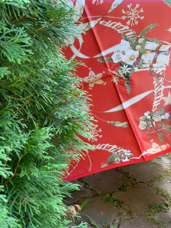 Новогодняя скатерть с покрытием 140х170 MELOGRANO (3500)