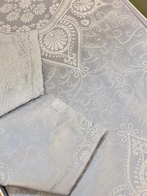 Скатерть с салфетками Gamba 9905 150х220х8