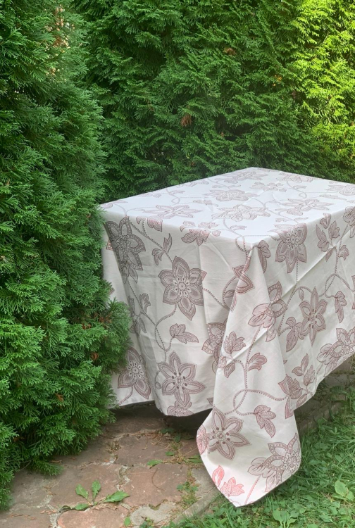 Новогодняя скатерть Emilio Gatti 150x180 см