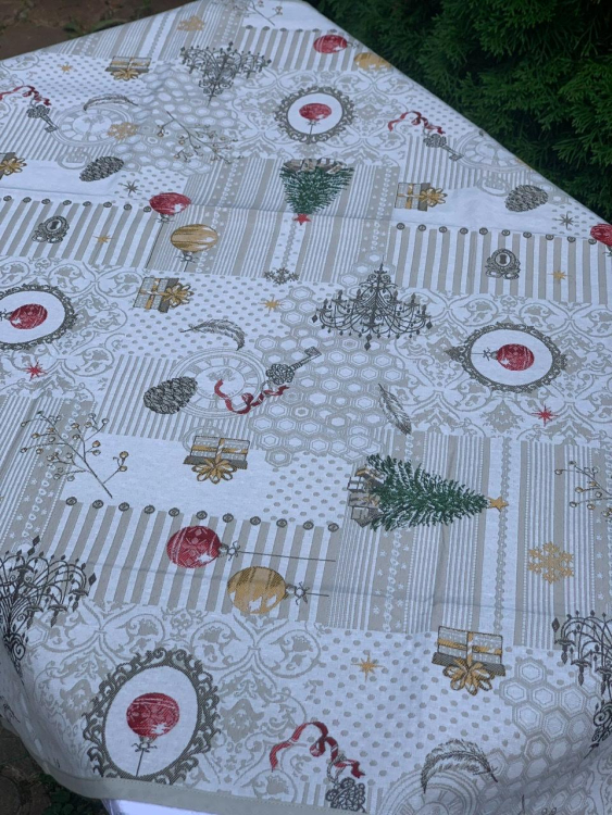 Новогодняя скатерть 100х100 гобелен SHABBY (2345) Новогодняя скатерть 100х100 гобелен SHABBY (2345)