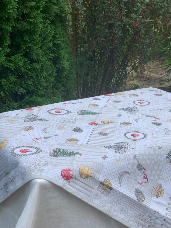 Новогодняя скатерть 100х100 гобелен SHABBY (2345) Новогодняя скатерть 100х100 гобелен SHABBY (2345)