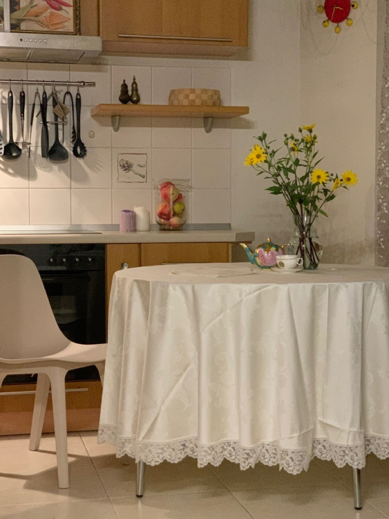 Скатерть круглая Palombella SVEZIA PIZZO-2 D.220x12