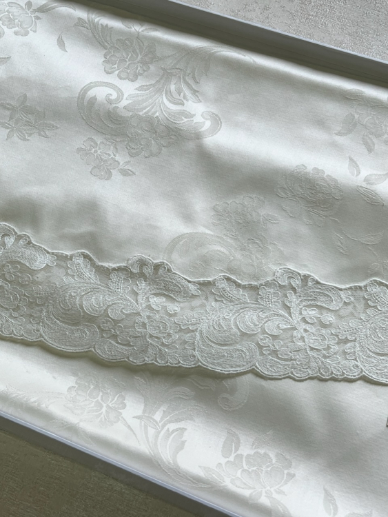 Скатерть круглая Palombella SVEZIA PIZZO-2 D.220x12