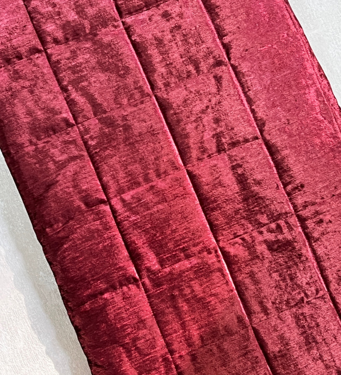 Покрывало Dondi VENERE 270х270 lake red Покрывало Dondi VENERE 270х270 lake red
