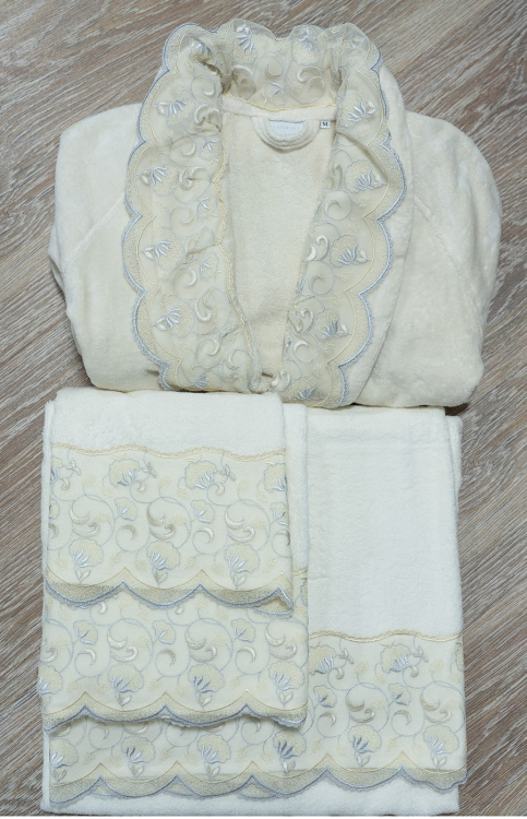 Махровый женский халат премиум класса Sandri LACE 5