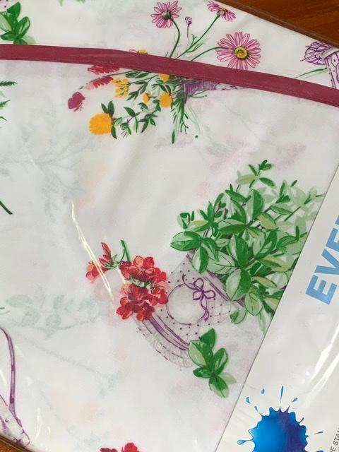 Скатерть Tag 3651 VASSETI Д.150 с защитным покрытием PVC