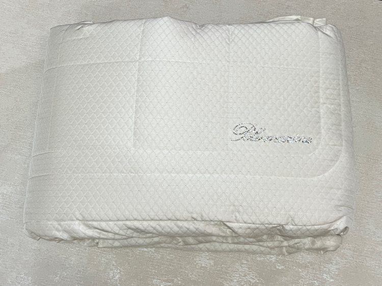 Покрывало Blumarine PRIMIZIA 270х270 Burro Покрывало Blumarine PRIMIZIA 270х270 Burro