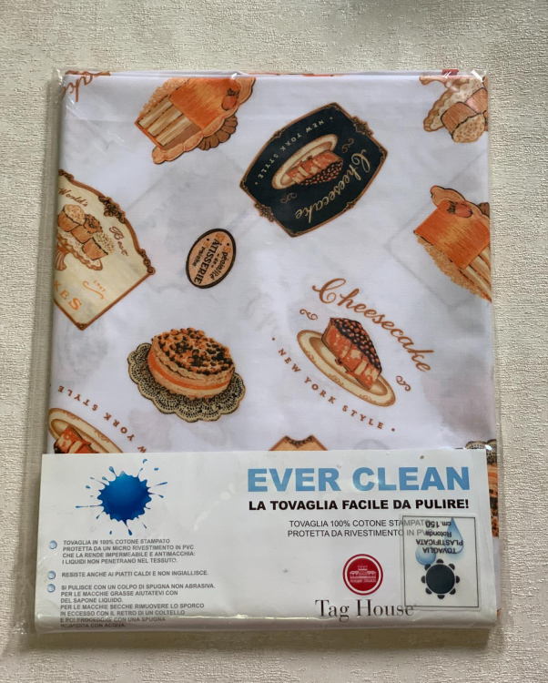 Скатерть Tag 3574 CHEESE CAKE Д.150 с защитным покрытием PVC