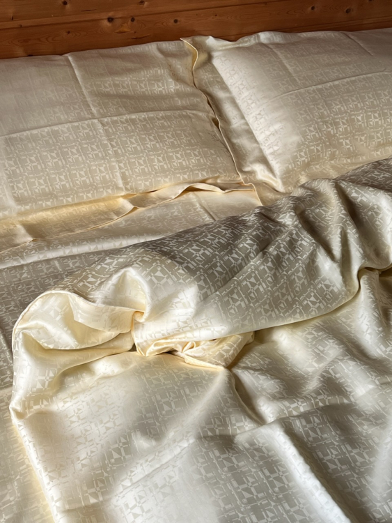 семейный Комплект постельного белья 600TC Palombella EVEREST (СЕМЕЙНЫЙ) 150х200-2 yellow