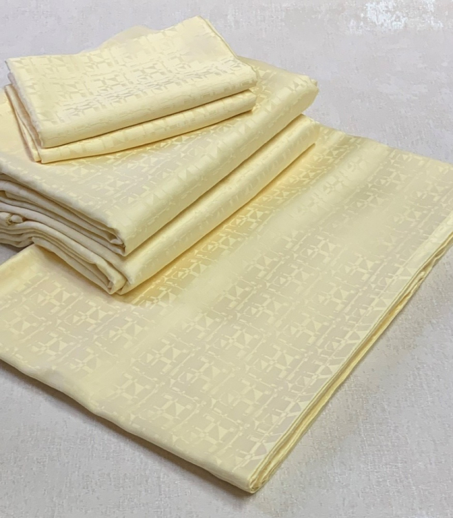 семейный Комплект постельного белья 600TC Palombella EVEREST (СЕМЕЙНЫЙ) 150х200-2 yellow