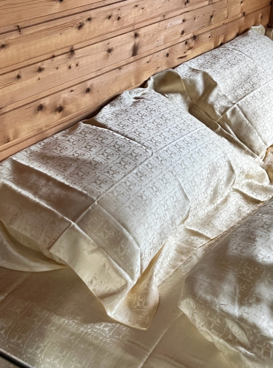 семейный Комплект постельного белья 600TC Palombella EVEREST (СЕМЕЙНЫЙ) 150х200-2 yellow