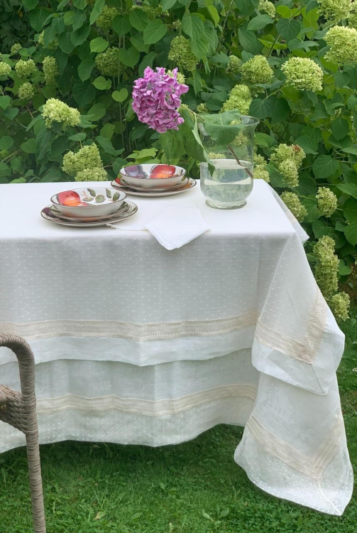 Скатерть и наперон Gamba 1022 Bordina (170x340, 120x280 и 12 салфеток)