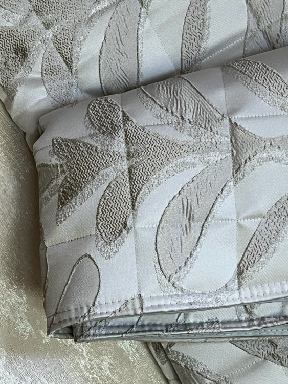 Покрывало Dondi MAJESTIC 270х270 NUVOLA