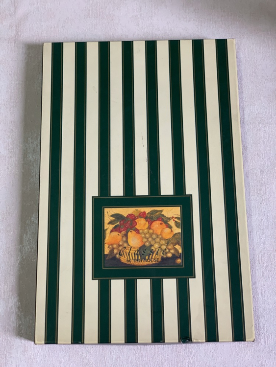 Скатерть с салфетками Tag House 150x180x6 LOTUS