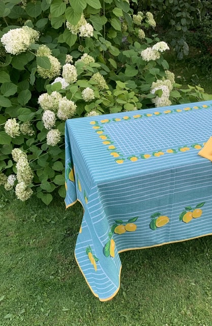 Скатерть с салфетками 150x250х12 LIMONI