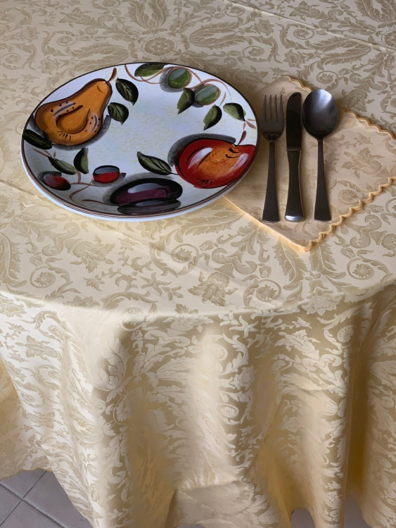 Скатерть с салфетками Palombella SOFIA D.220x12