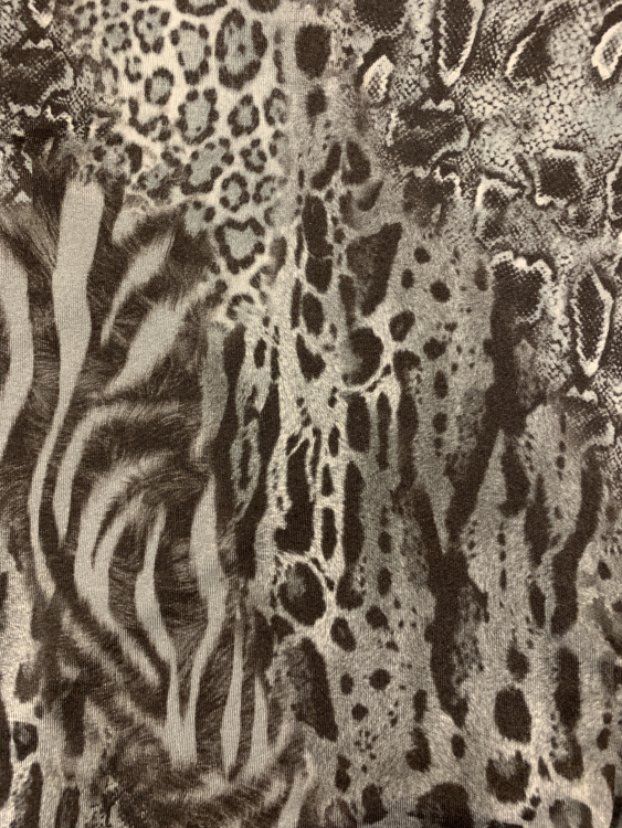 Легкий женский халат Blumarine C-80 серый