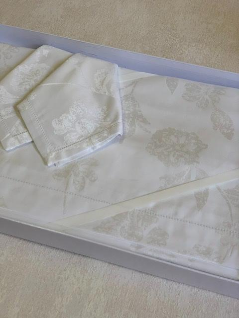 Скатерть с салфетками Gamba 9205/9891 170х220х8