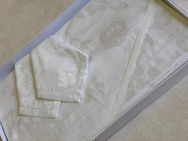 Скатерть с салфетками Gamba 9205/9891 170х220х8