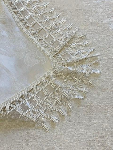 Скатерть с салфетками Gamba 9887СК 170х280х12