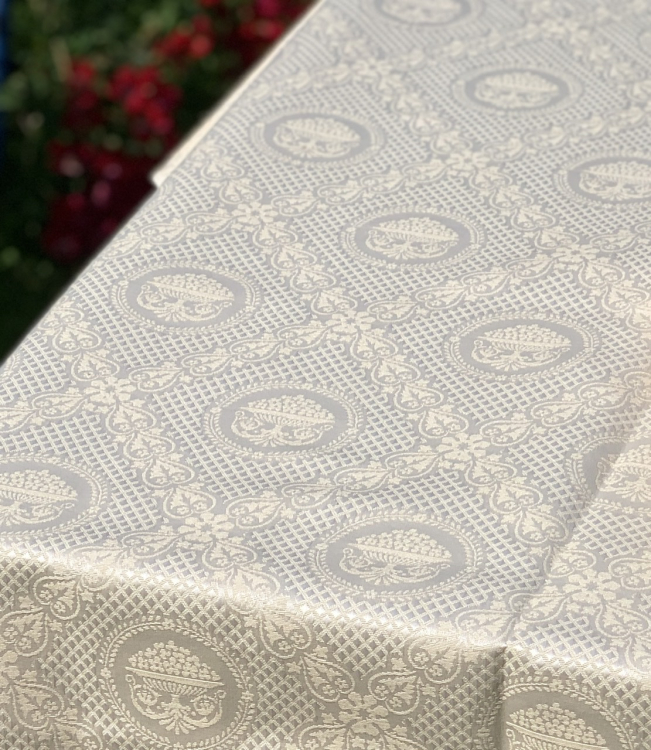 Скатерть с салфетками Gamba 8888 150х160х6