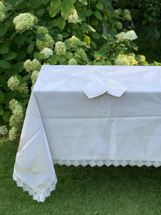 Скатерть с салфетками Gamba 9906СК 170х270х12